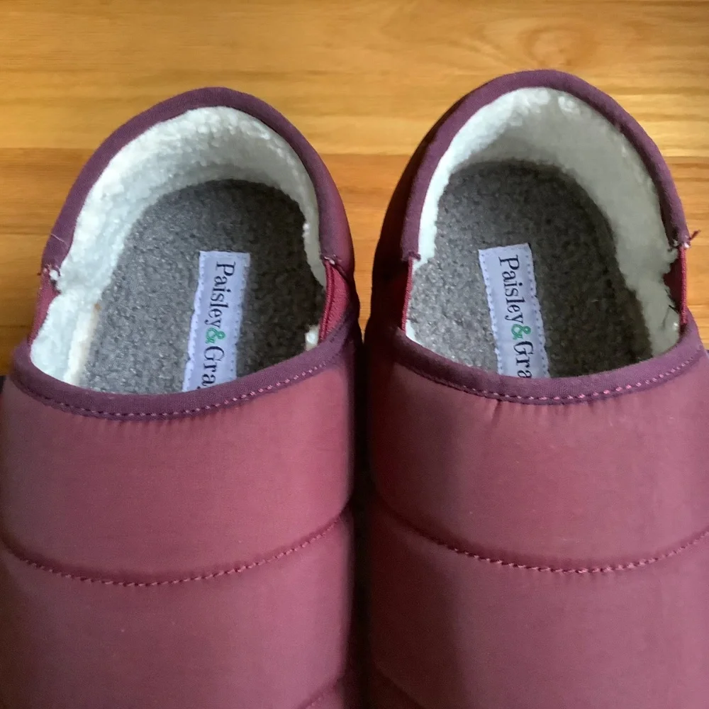 PAISLEY & GRAY Houser Quilted Faux Shearling Lined Slipper Maroon SZ L